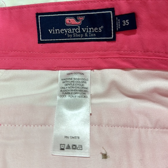 NEW Vineyard Vines Mens Classic Fit 9 Inch Club Shorts Pink Size 35 - Picture 2 of 6